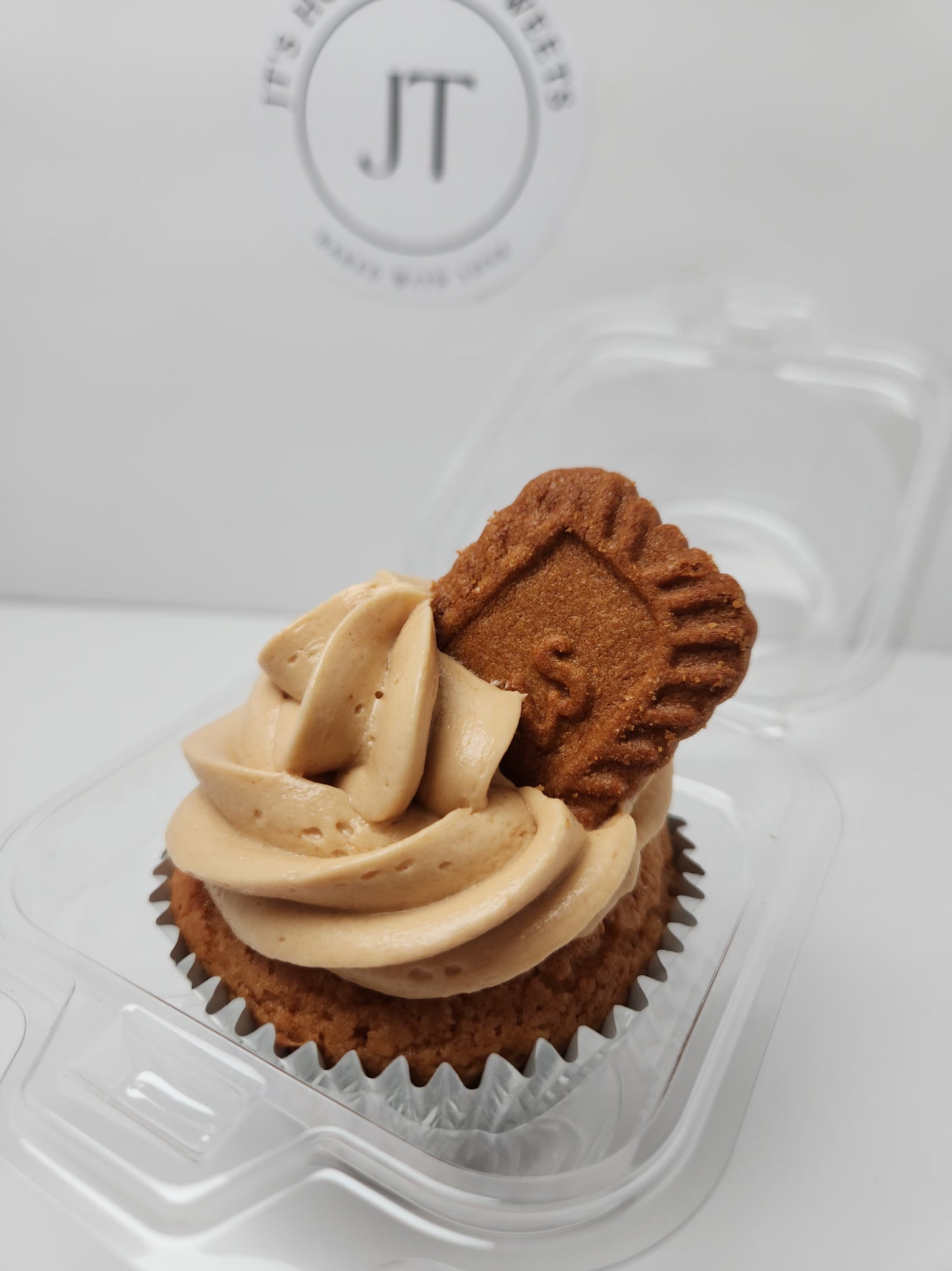 Biscoff Bliss Cupcake